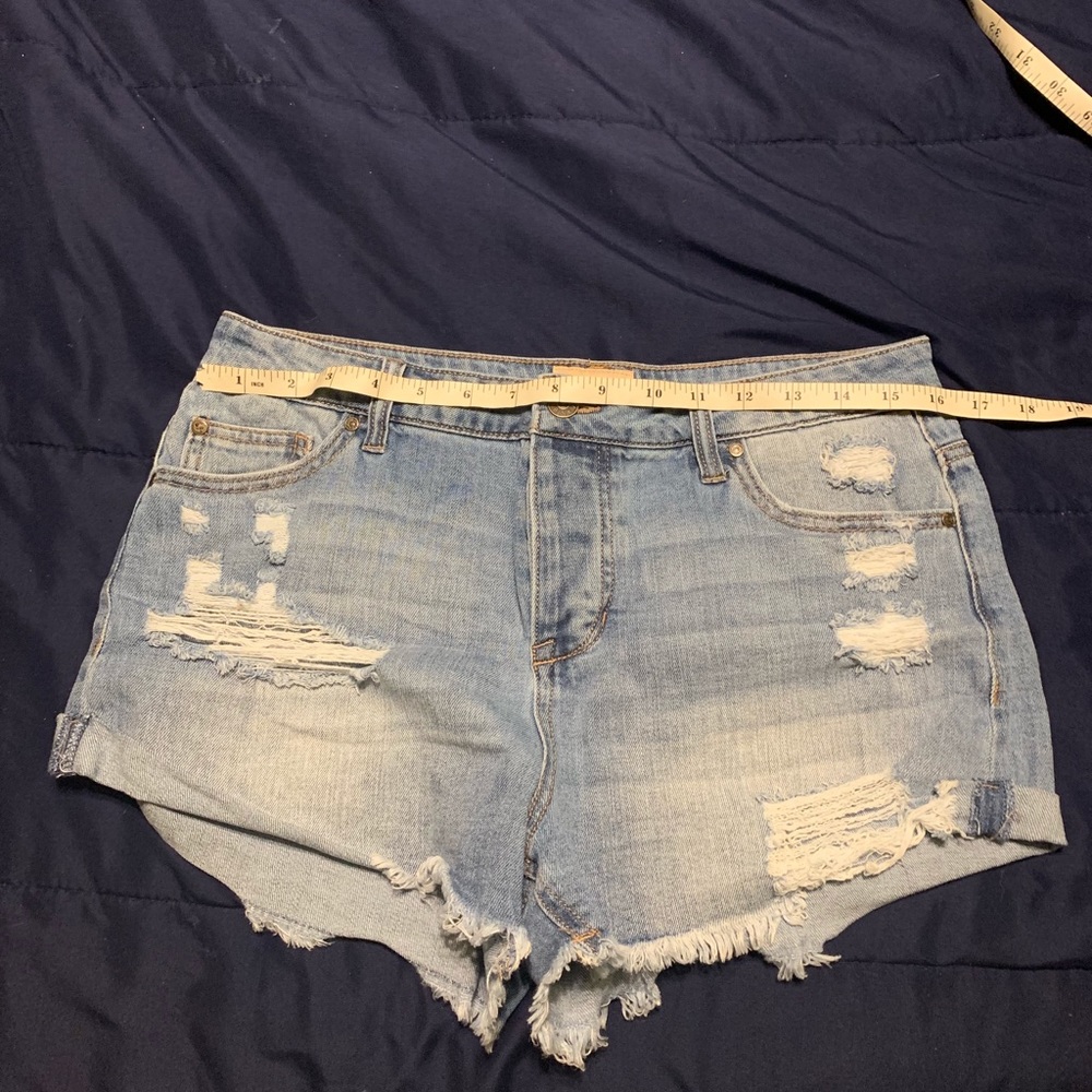 Fashion nova shorts